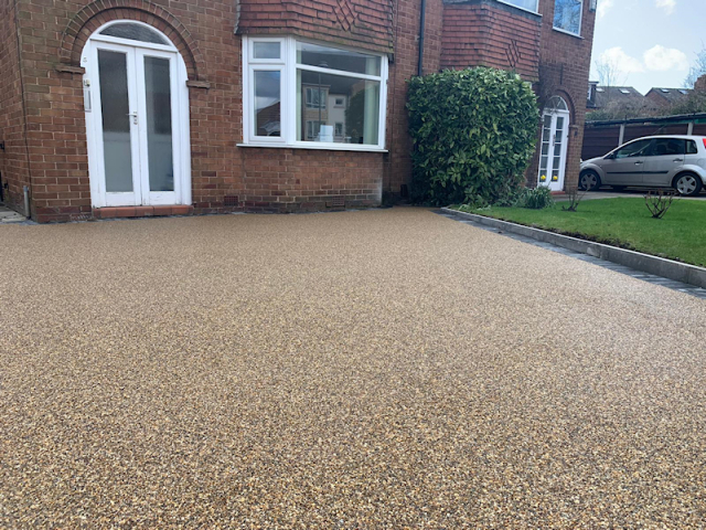 New resign bound driveway in Timperley