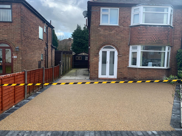 New resign bound driveway in Timperley