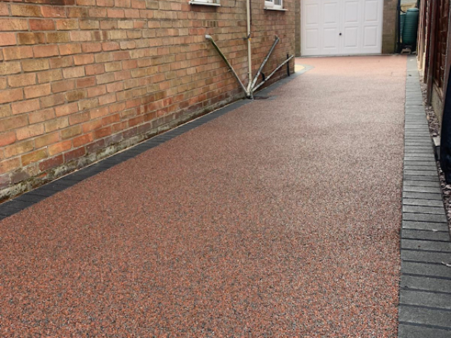 New resin bound driveway in Hartford Northwich laid by New World Resin Driveways