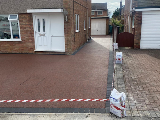 New resin bound driveway in Hartford Northwich laid by New World Resin Driveways