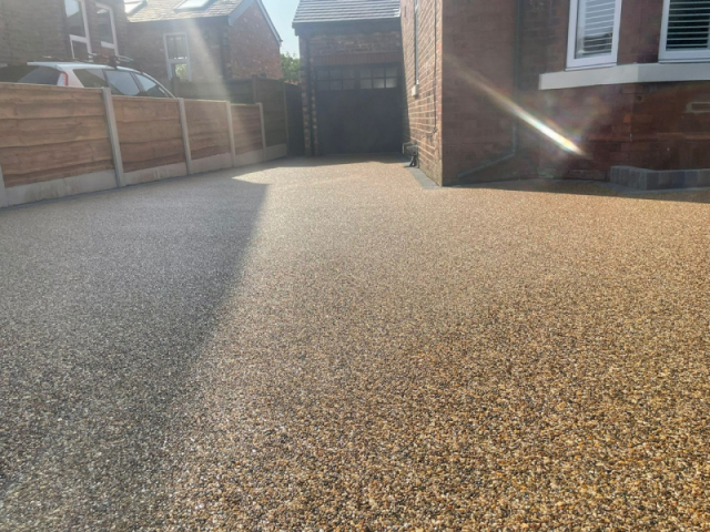 New resin bound driveway in Sale Manchester