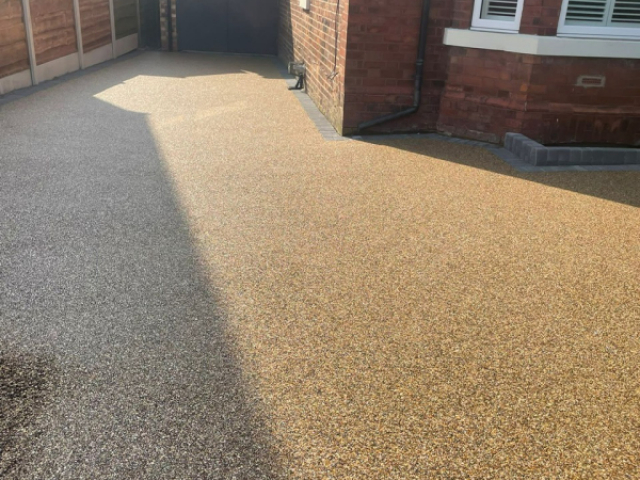 New resin bound driveway in Sale Manchester